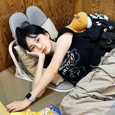 派遣女公关彩华